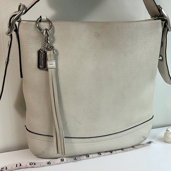 COACH Vintage Shoulder Crossbody - Picture 16 of 17